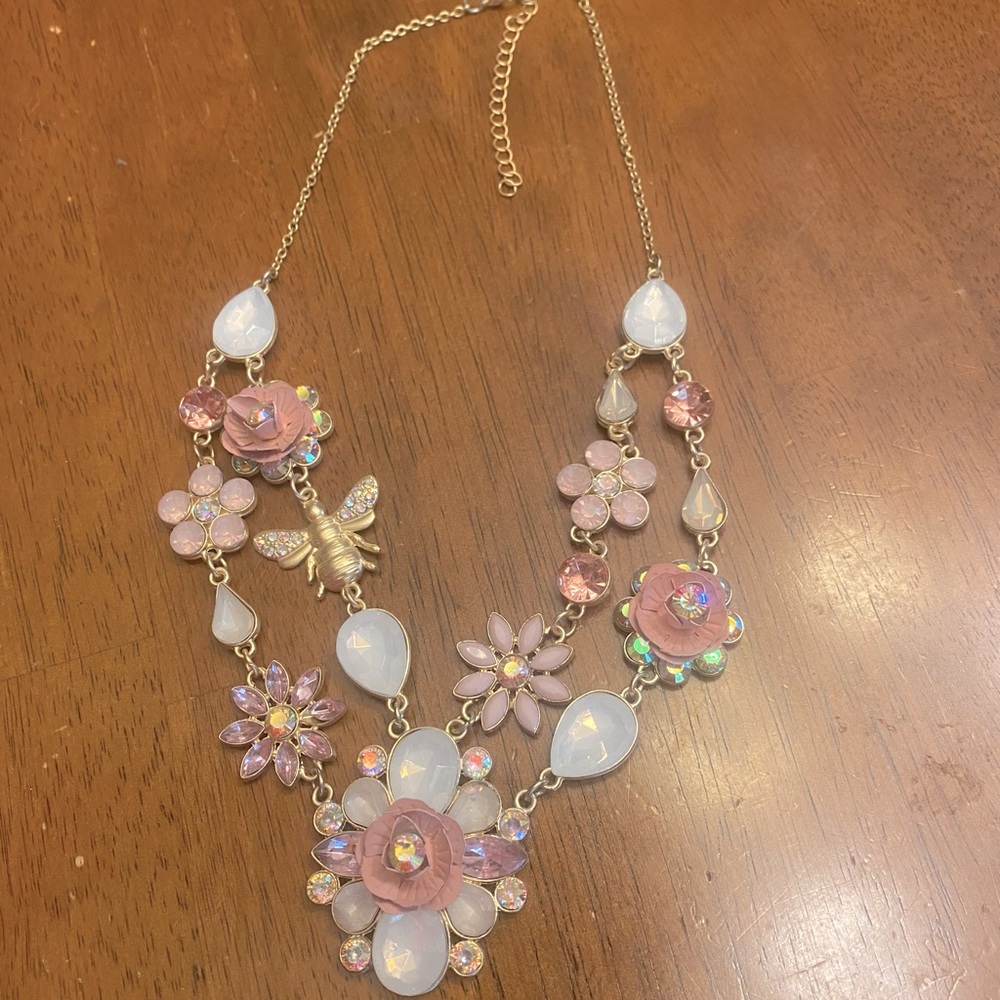 Pink/gold floral necklace